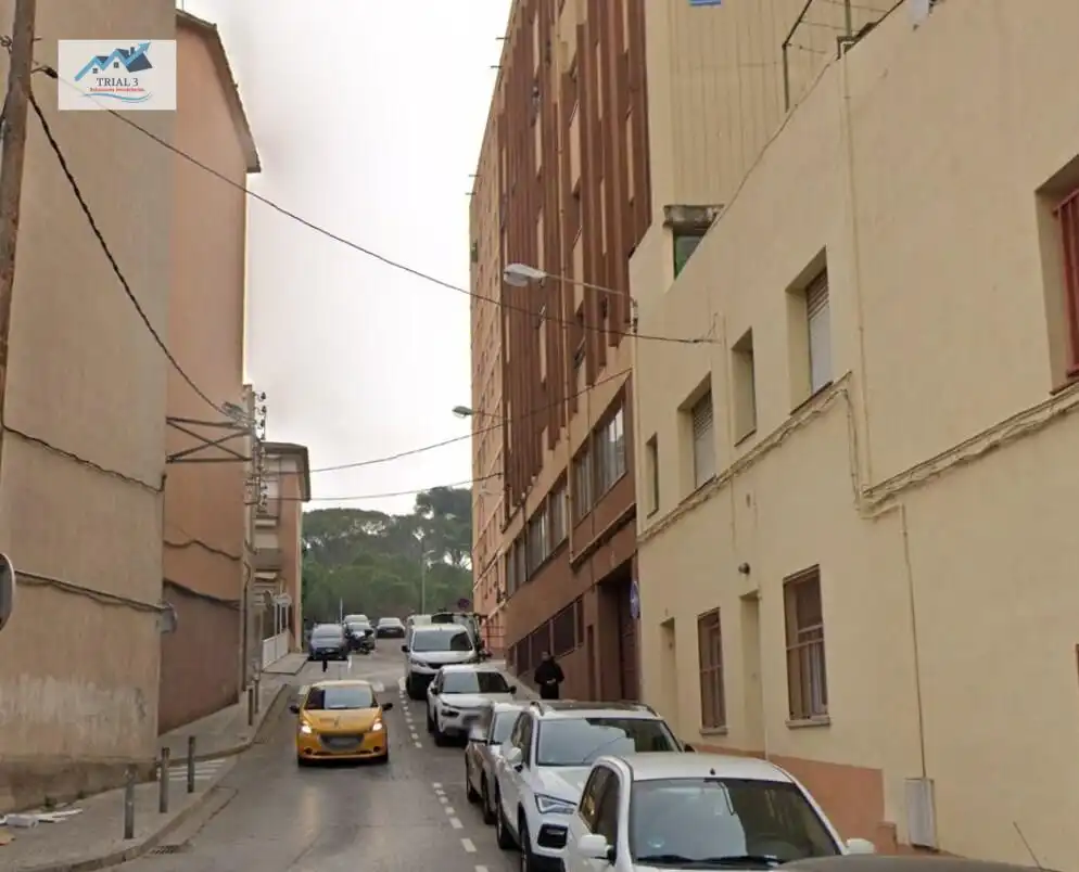 Vista exterior de Piso en venta en Rubí