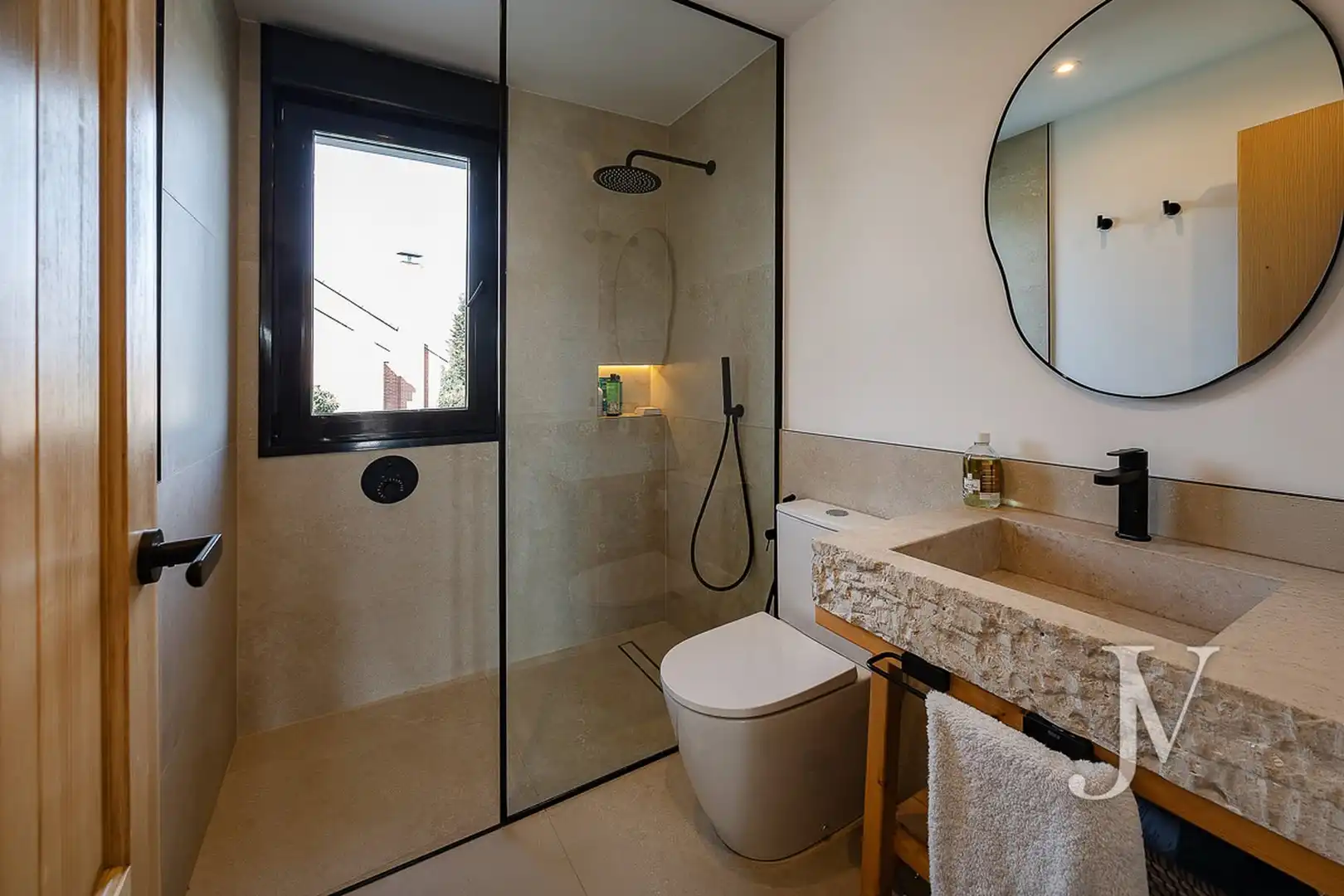 Bathroom of Detached homes for rent in Pozuelo de Alarcón  with Air Conditioner, Heating and Private garden