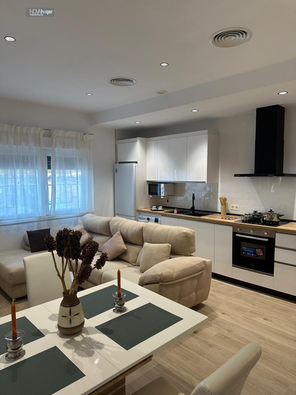 Sala d'estar de Planta baixa de lloguer en Málaga Capital amb Aire condicionat i Calefacció