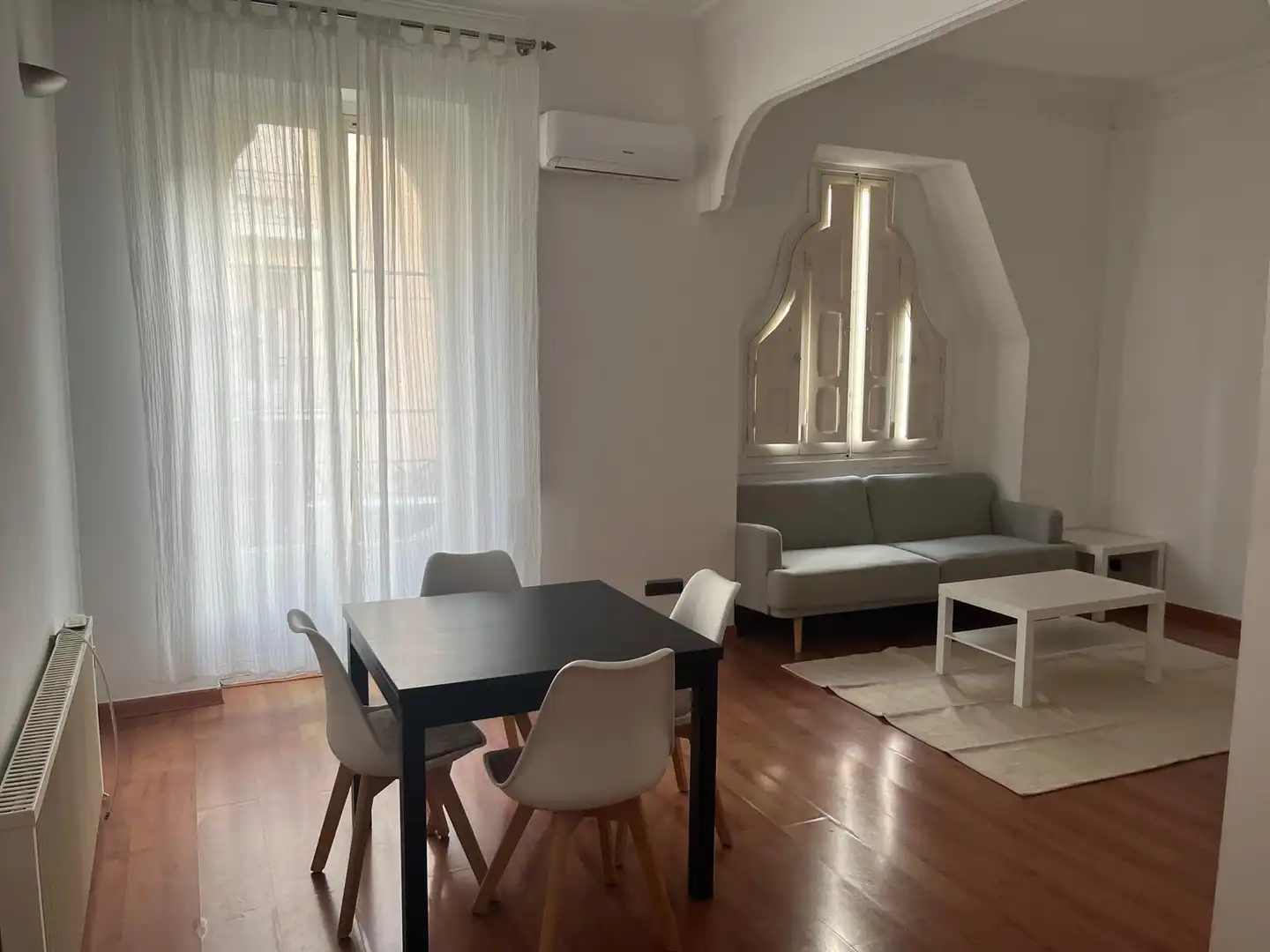 Wohnzimmer von Wohnung zur Miete in Valencia mit Klimaanlage, Heizung und Parkett