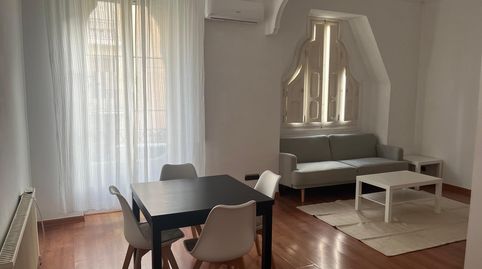 Foto 3 von Wohnung zur Miete in Calle Salamanca, Gran Via, Valencia Capital