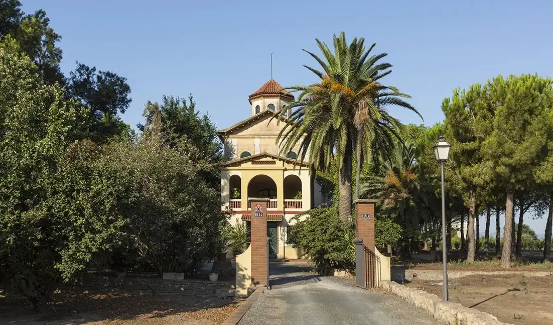 Vista exterior de Finca rústica en venta en Reus con Terraza, Piscina y Amueblado