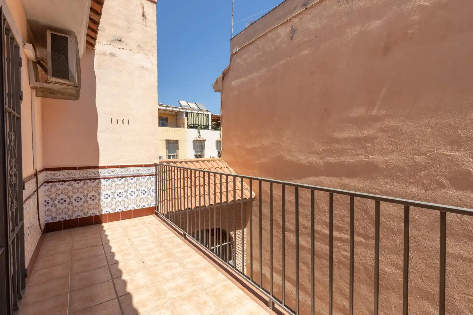 Casa amb terrassa en venda a Calle Calle Iznájar, imagen 19