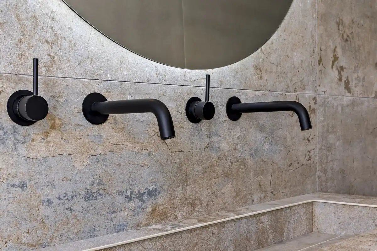 Bathroom of Attic for sale in Estepona  with Private garden, Terrace and Swimming Pool