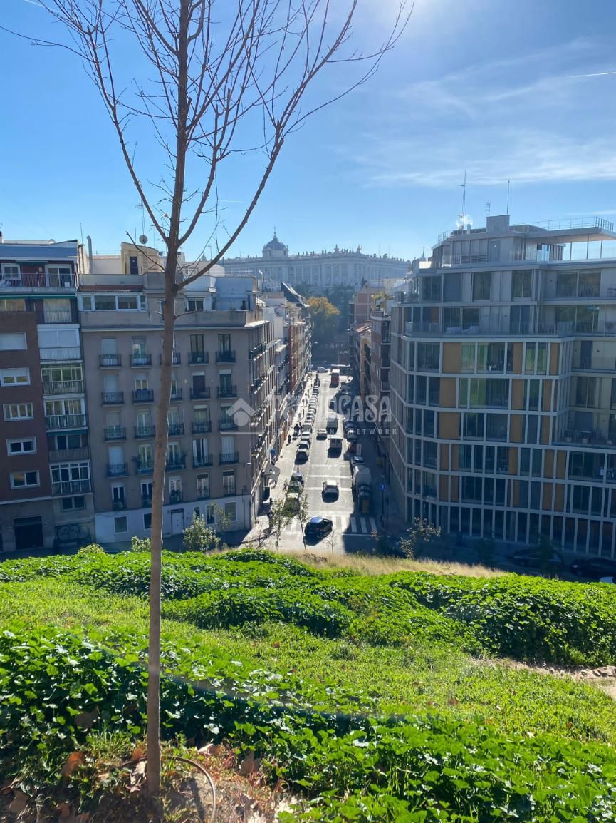 Vista exterior de Garaje de alquiler en  Madrid Capital