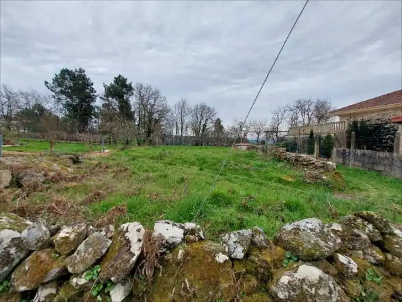 Residencial en venta en Amoeiro