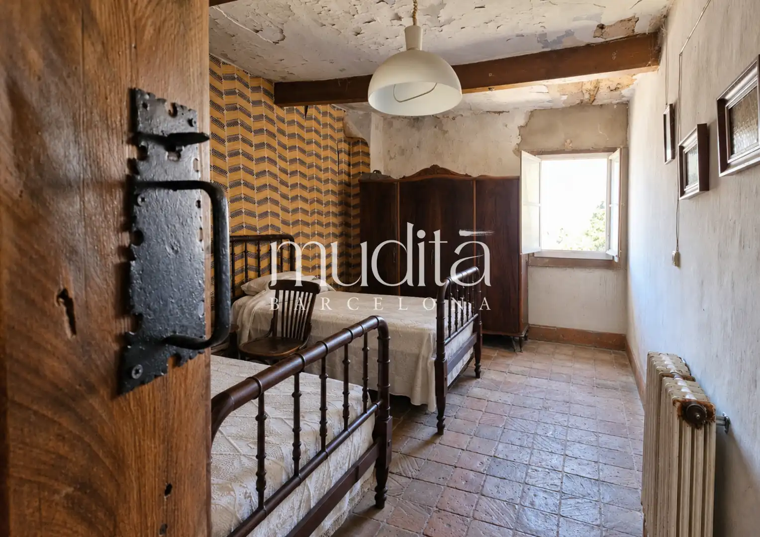 Dormitori de Finca rústica en venda en Guardiola de Berguedà amb Calefacció i Terrassa