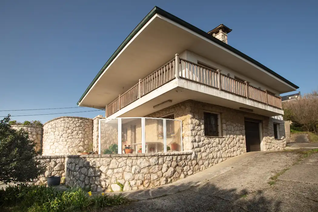 Exterior view of Houses for sale in Santa Cruz de Bezana  with Heating, Private garden and Parquet flooring