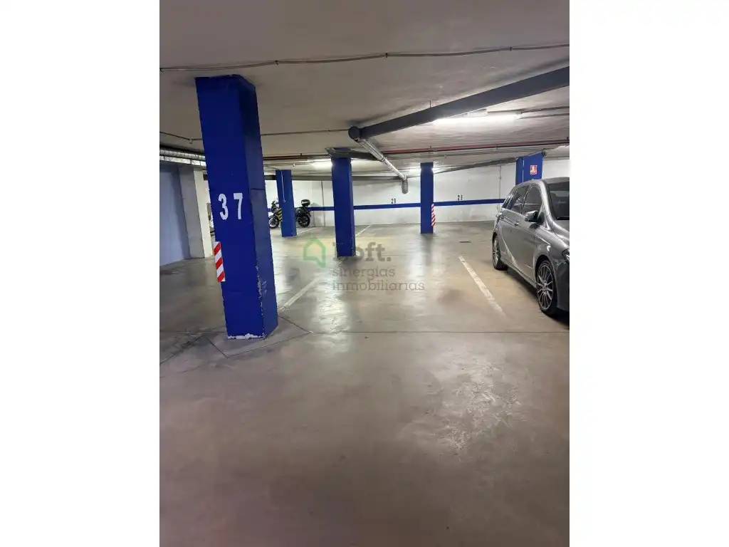 Aparcament de Dúplex en venda en Badajoz amb Aire condicionat, Calefacció i Terrassa