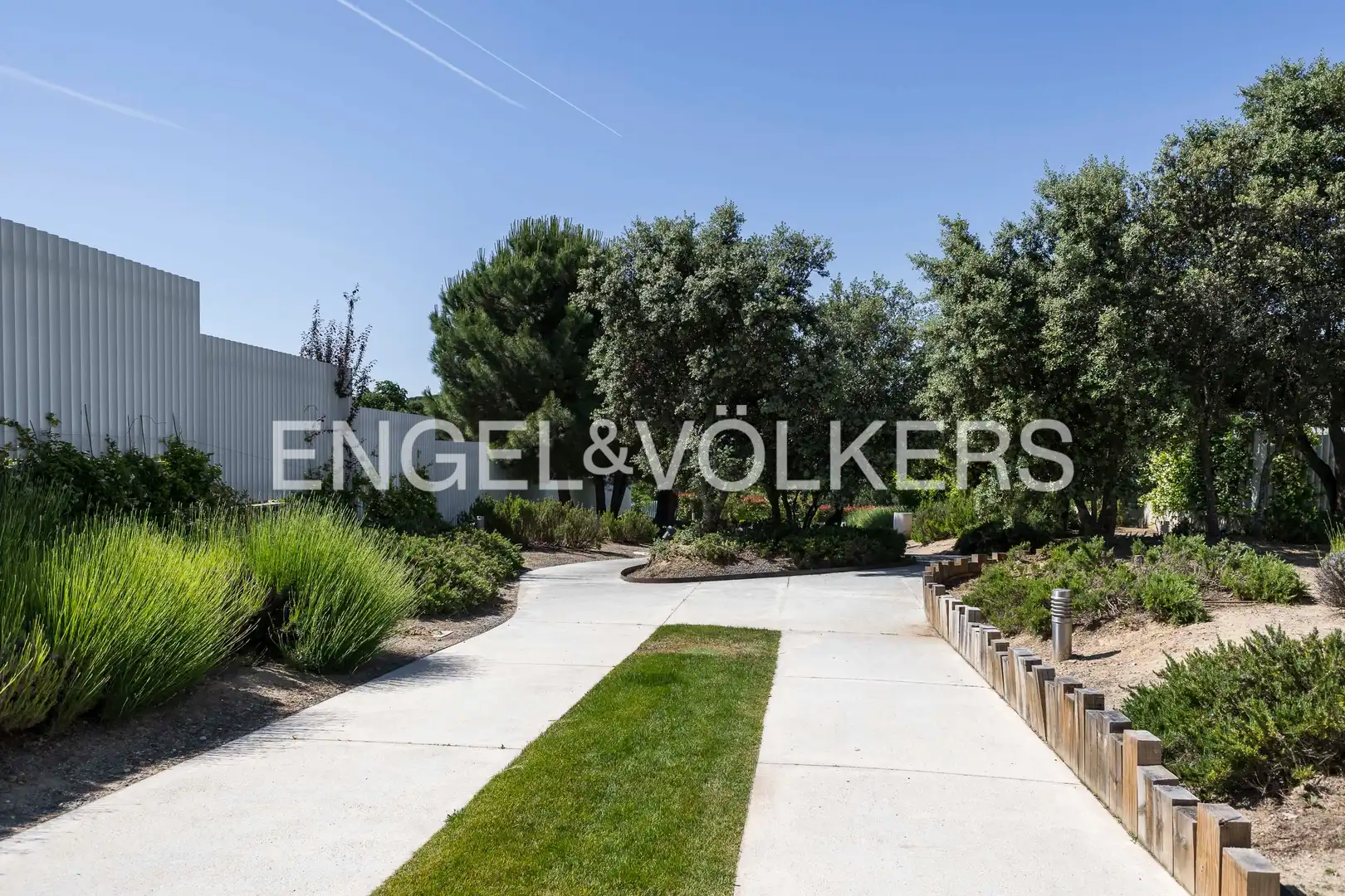 Apartamento en venta en Pozuelo de Alarcón con Aire acondicionado, Calefacción y Jardín privado