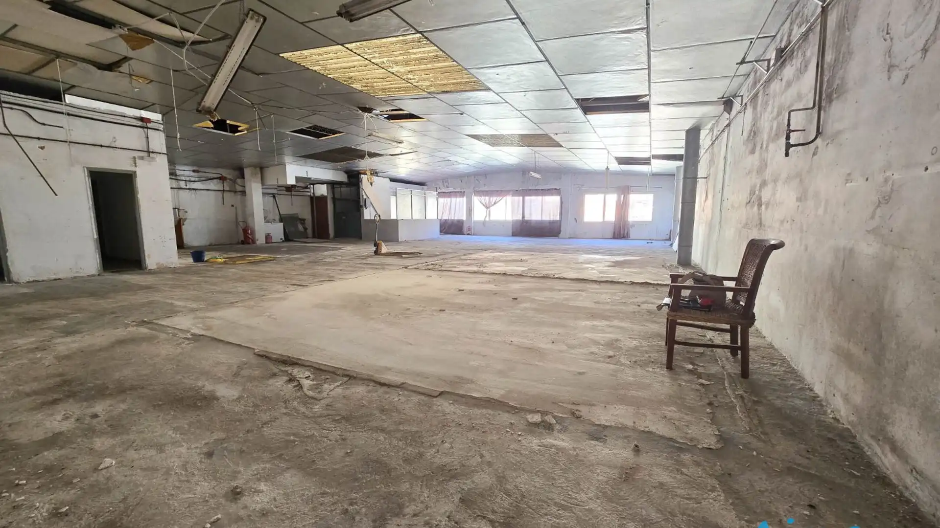 Nau industrial de lloguer a Zona Industrial