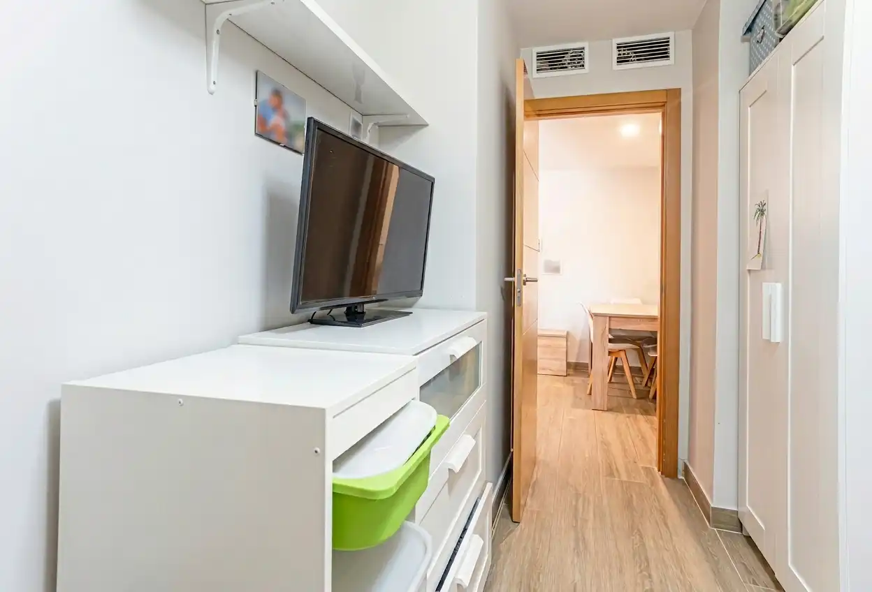 Bedroom of Flat for sale in Vélez-Málaga  with Air Conditioner, Terrace and Community pool