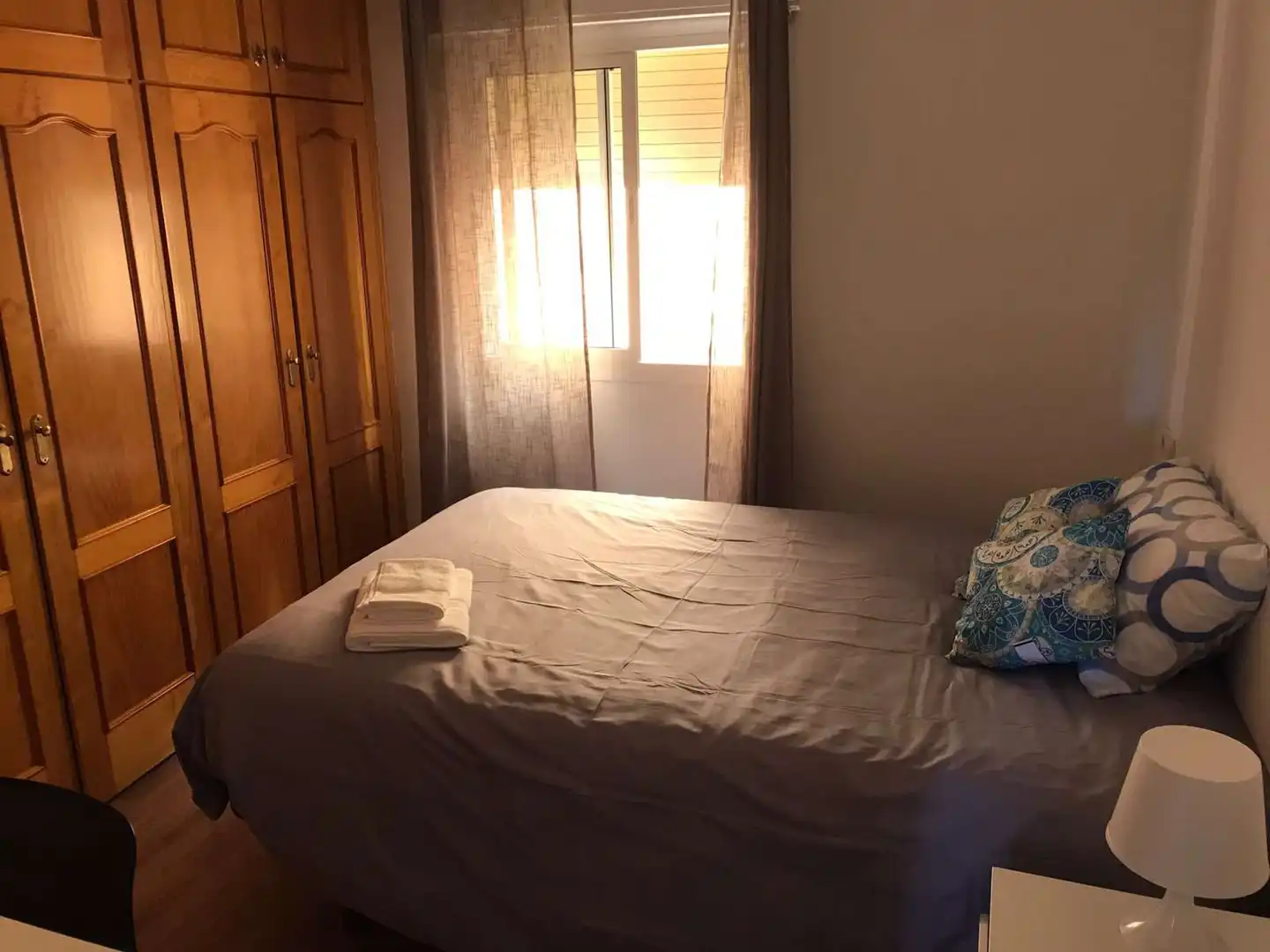 Bedroom of Flat for share in Centro