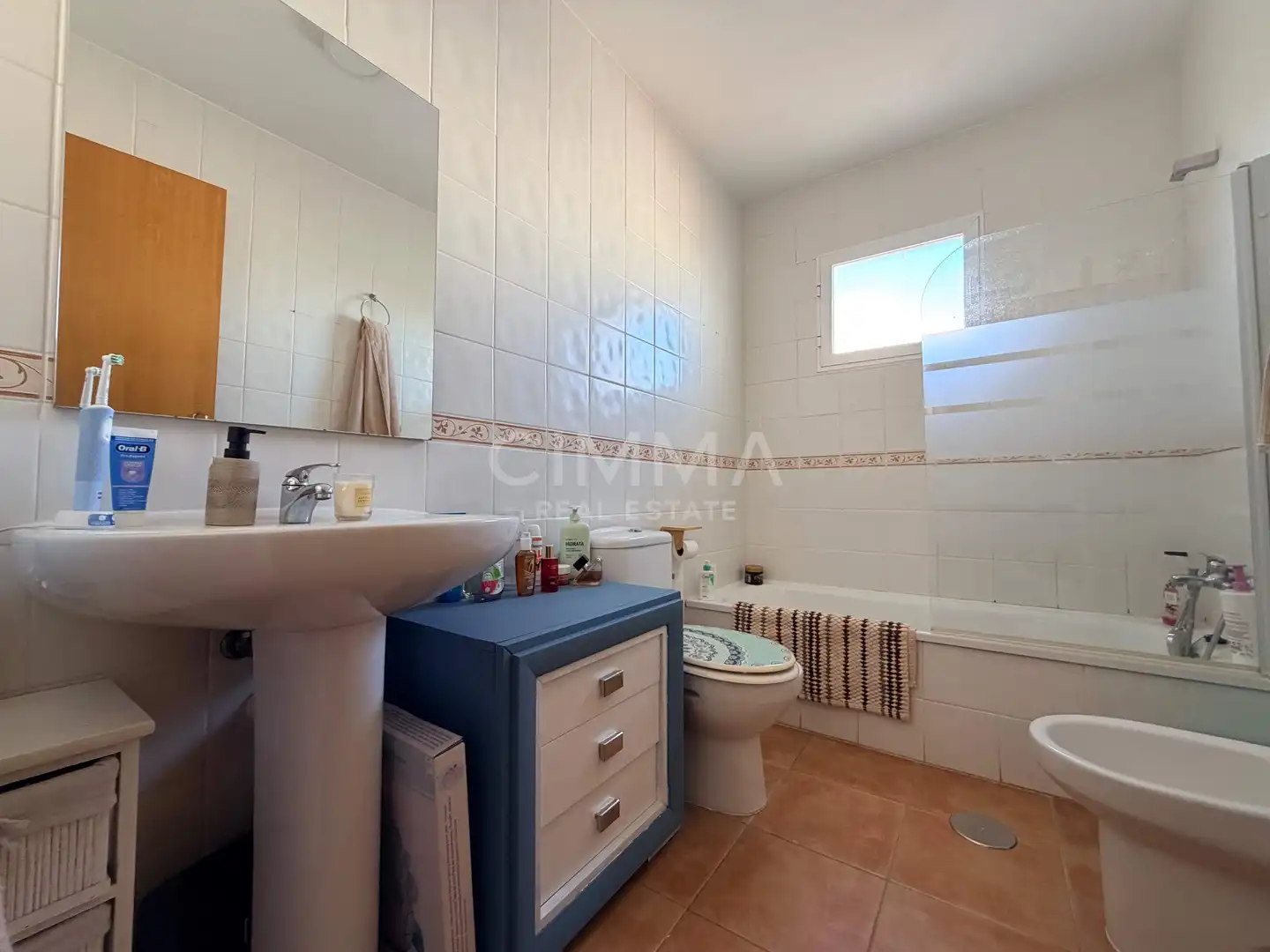 Baño de Casa o chalet en venta en La Nucia con Jardín privado, Terraza y Trastero