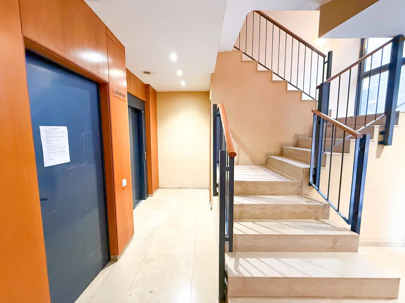 Dúplex en venta en Figueres con Calefacción, Terraza y Balcón
