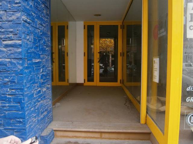 Local comercial en Alquiler en Jesuitas