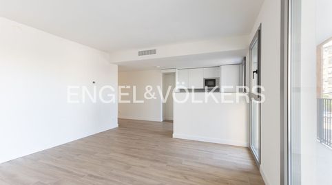 Foto 3 de Piso de alquiler en Carrer D'agustín Lara, Els Orriols, Valencia Capital