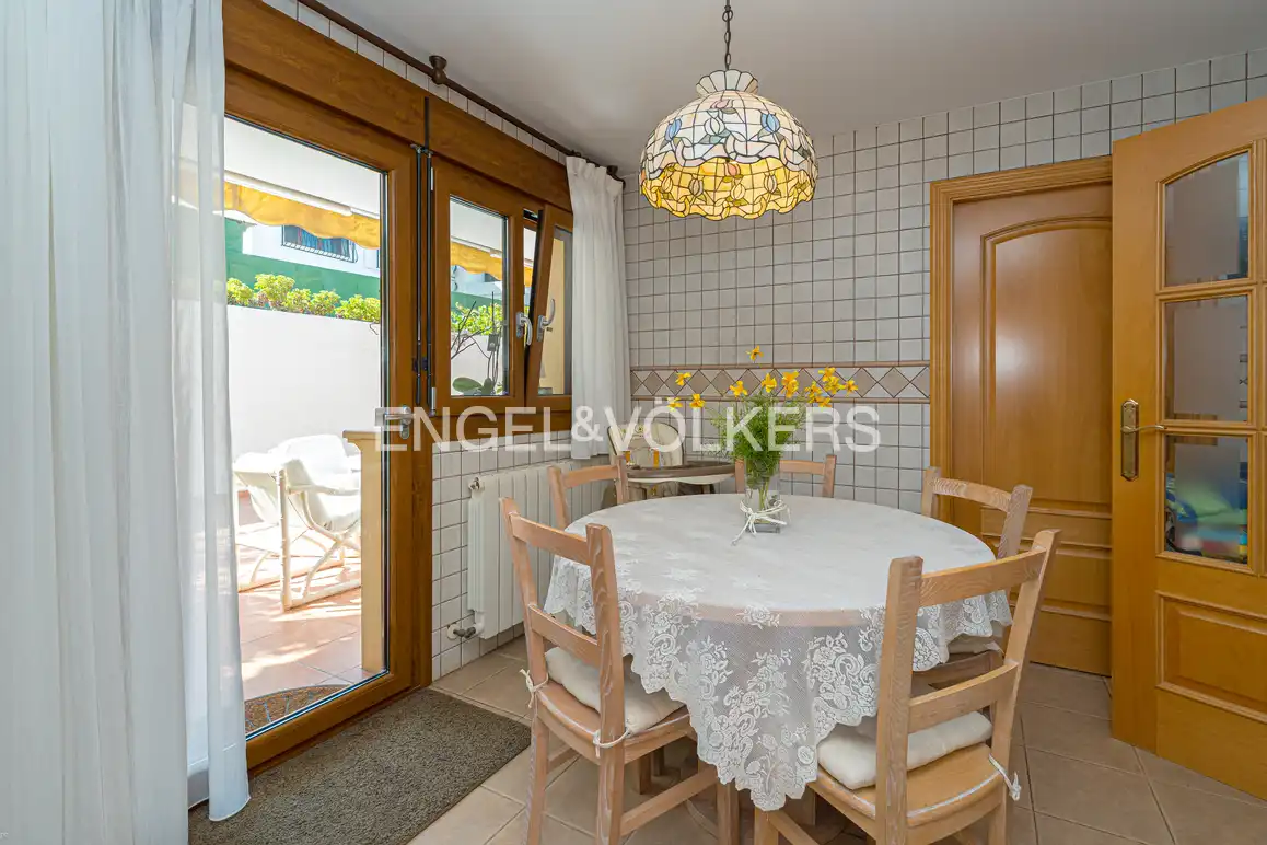 Comedor de Casa o chalet en venta en Benidorm con Aire acondicionado, Jardín privado y Piscina