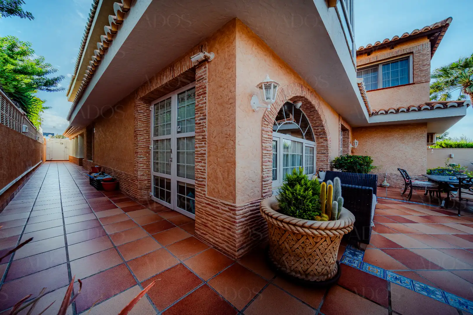 Houses for sale in Calle Fernando Casinello, Aguadulce Sur
