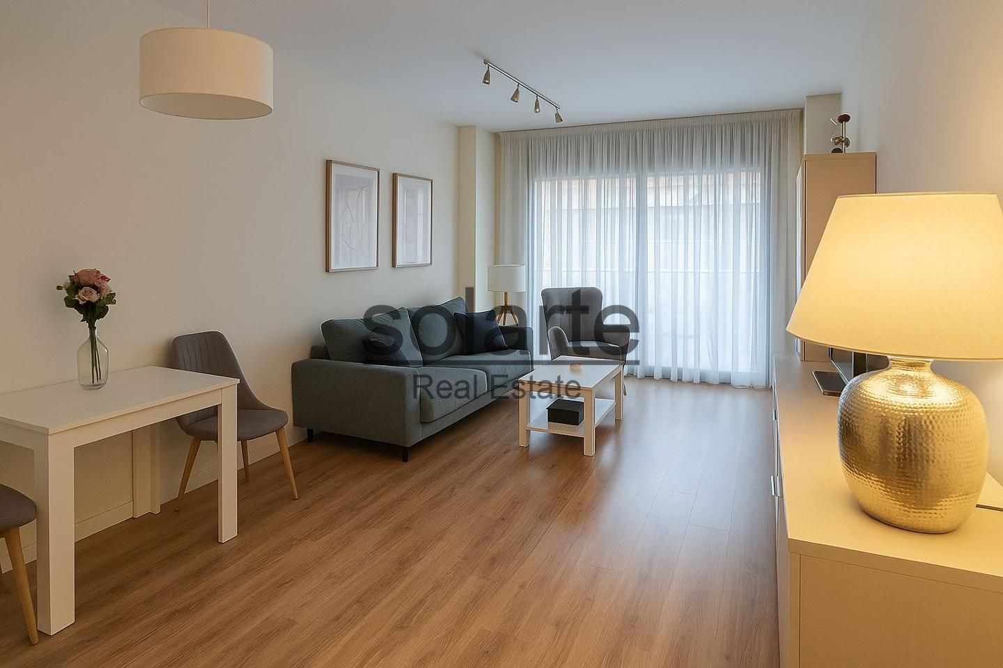 Living room of Flat for sale in L'Hospitalet de Llobregat