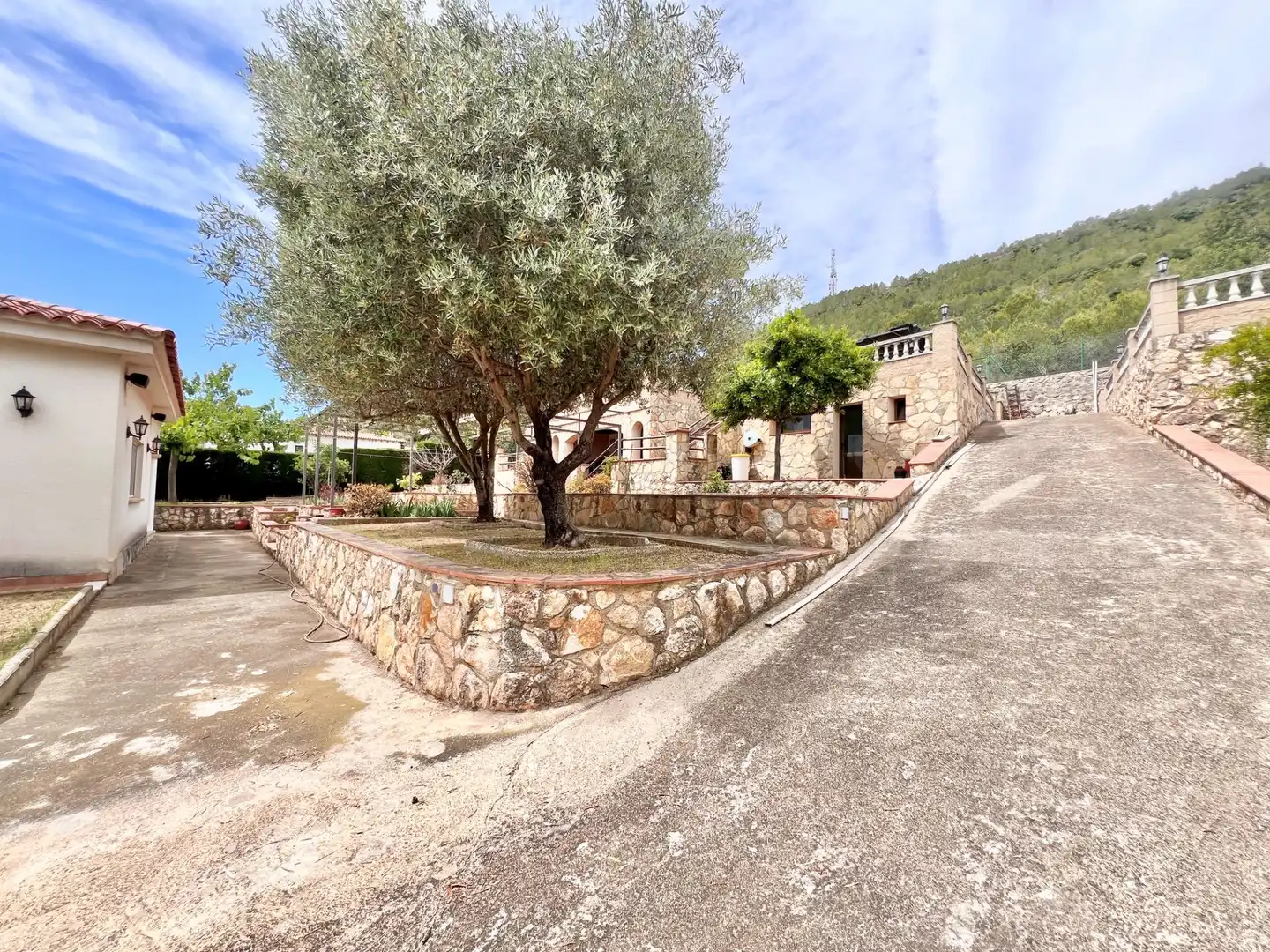 Exterior view of Houses for sale in Vespella de Gaià  with Heating, Terrace and Swimming Pool