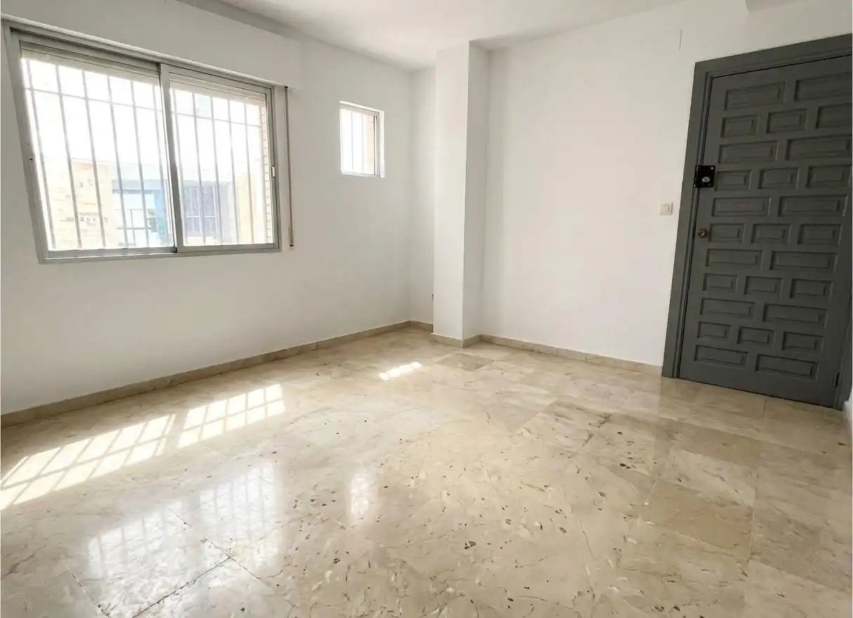 Flat with lift for sale in Calle ACERA DE SAN ILDEFONSO, imagen 6