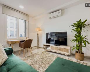 Living room of Apartment to share in  Barcelona Capital  with Air Conditioner, Heating and Terrace