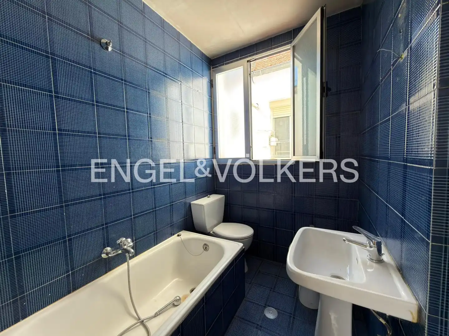 Balcony of Flat for sale in Madrid  with Heating