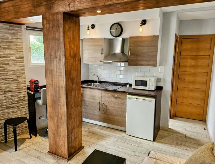 Kitchen of Study for sale in Torremolinos  with Air Conditioner, Private garden and Balcony