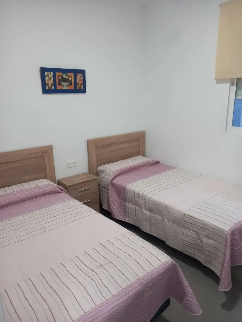 Habitación de Piso de alquiler en Torrenueva Costa con Amueblado