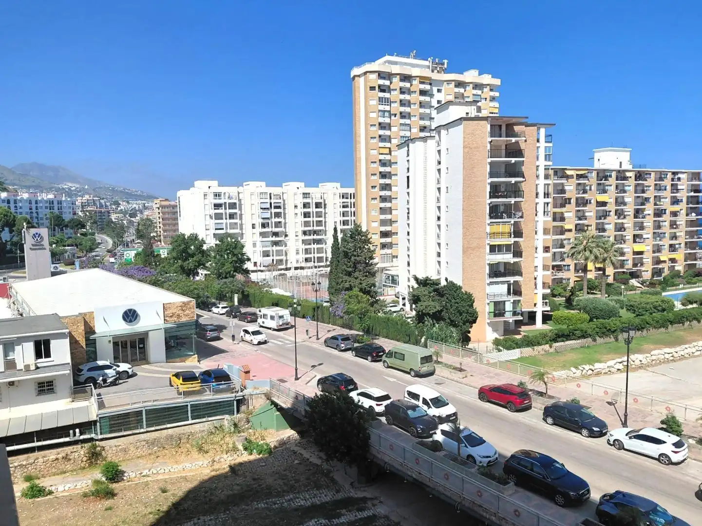 Vista exterior de Pis en venda en Fuengirola amb Terrassa, Alarma i Piscina comunitària