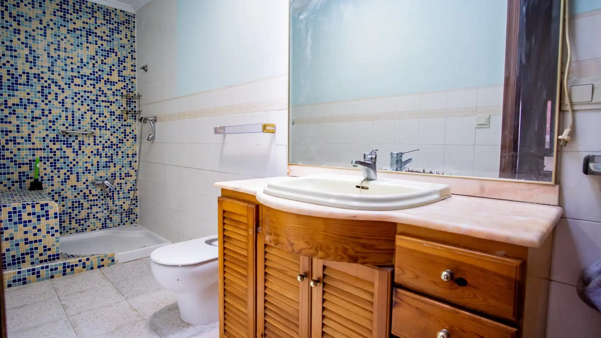 Baño de Piso en venta en Elda