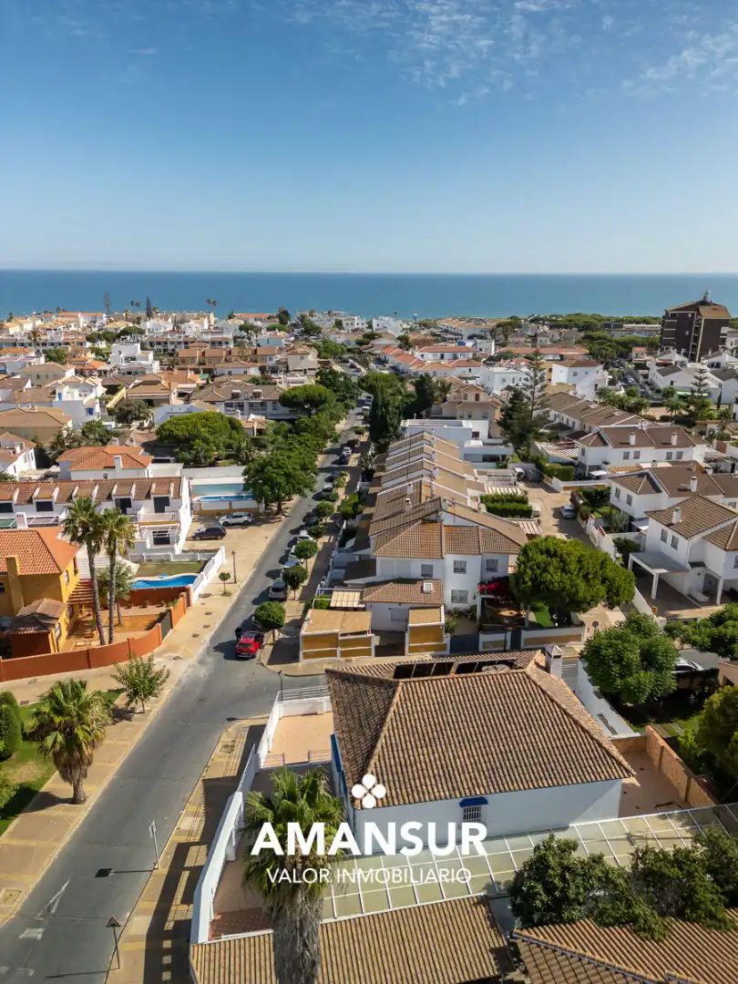 Exterior view of Houses for sale in Islantilla  with Terrace, Swimming Pool and Sauna