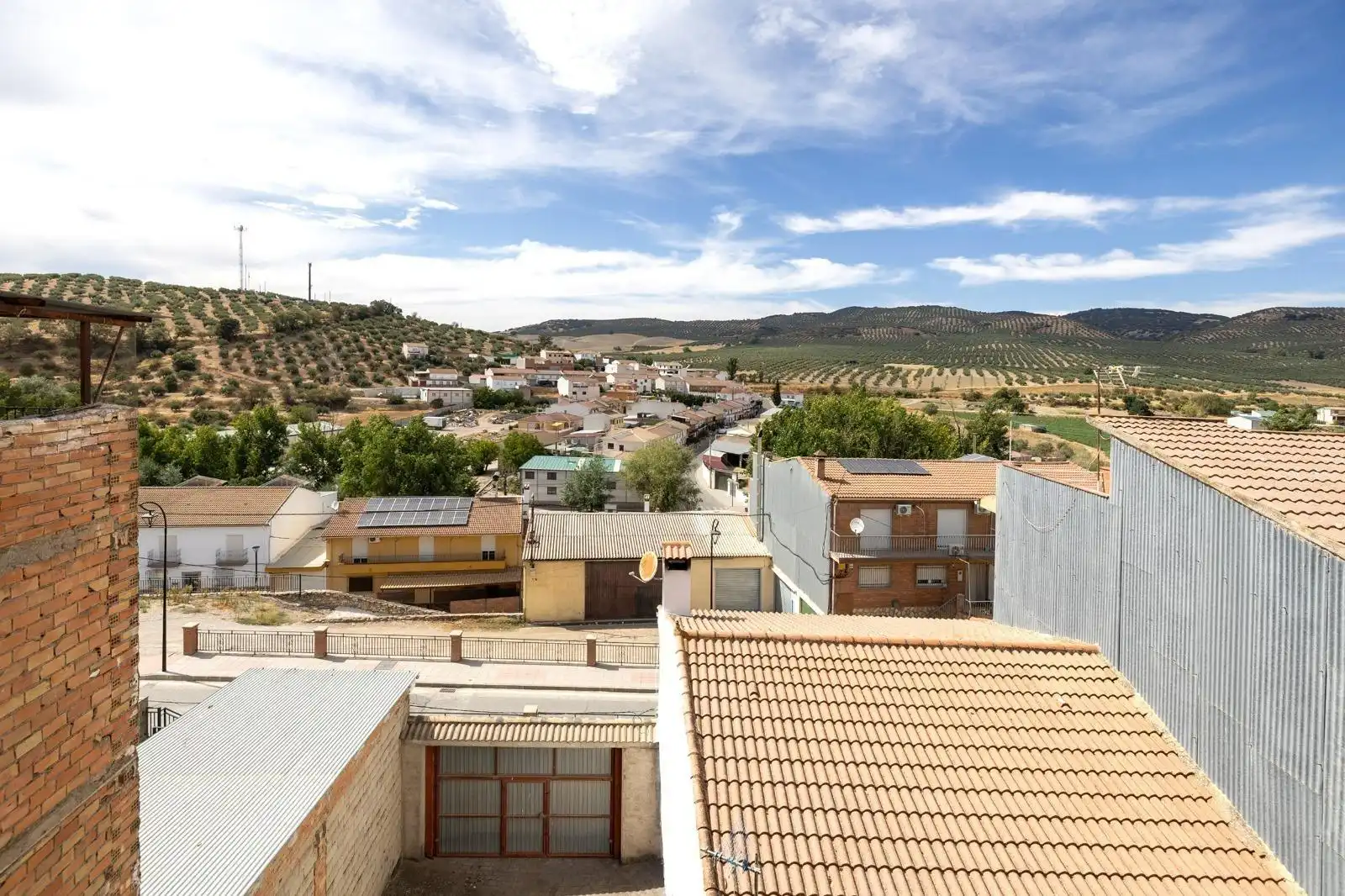 Vista exterior de Casa o chalet en venta en Benalúa de las Villas con Terraza
