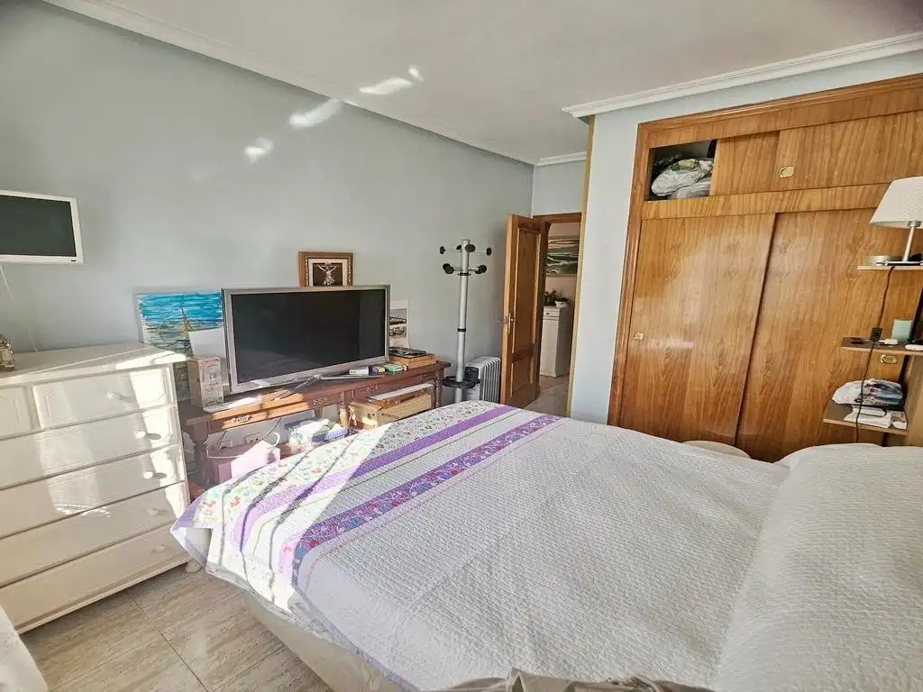 Dormitori de Apartament en venda en Nueva Torrevieja - Aguas Nuevas