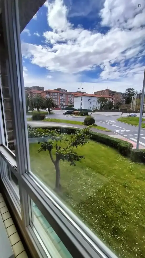 Aparcament de Apartament per a compartir en Getxo  amb Calefacció, Moblat i Forn