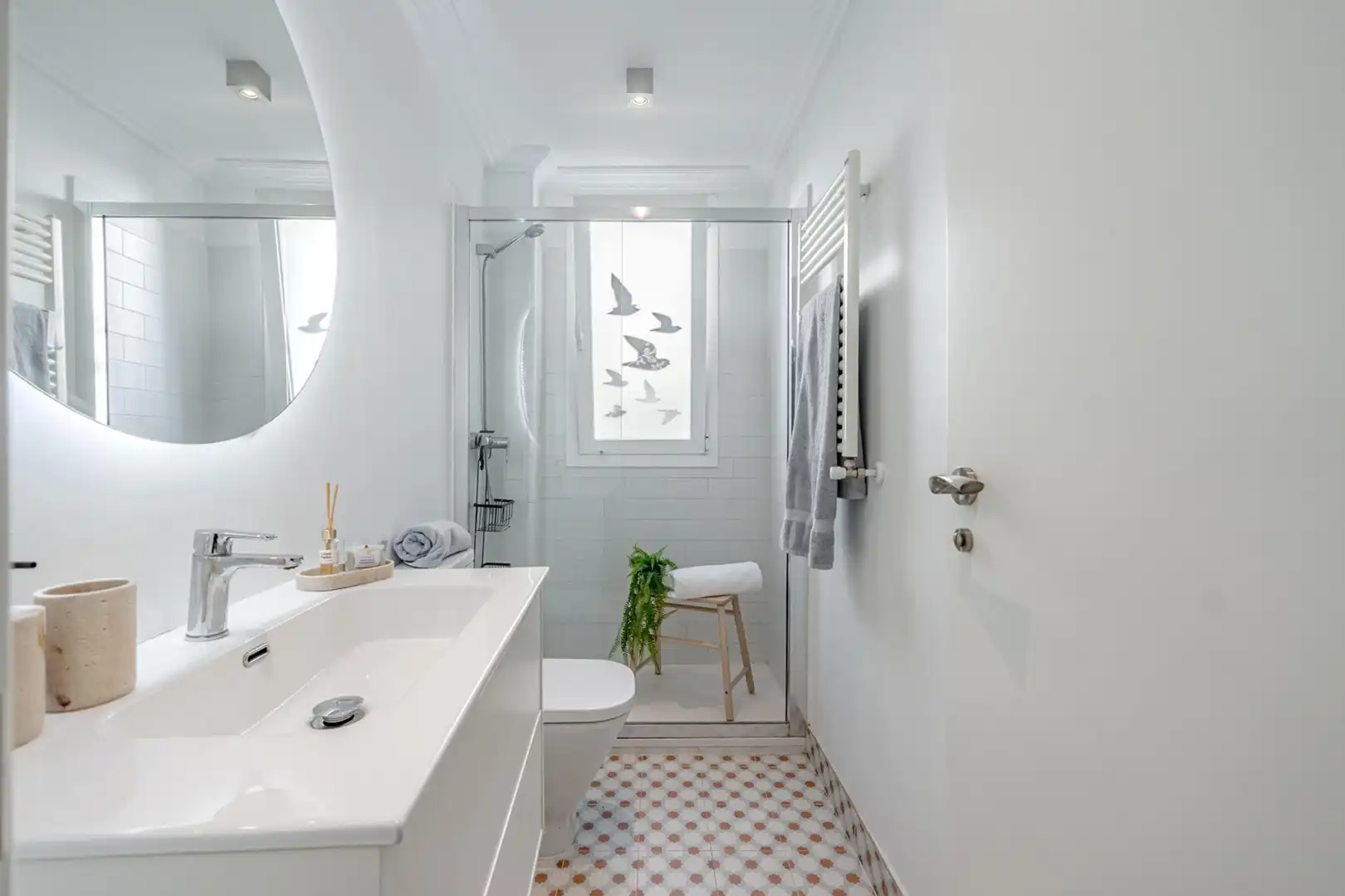 Bathroom of Flat for sale in Madrid  with Heating