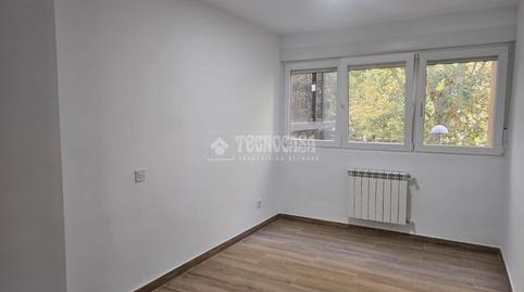 Foto 3 de Pis de lloguer a Salvador, Madrid