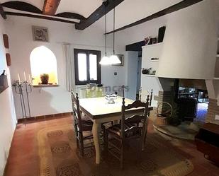 Menjador de Casa o xalet en venda en Rubielos de Mora amb Terrassa i Moblat