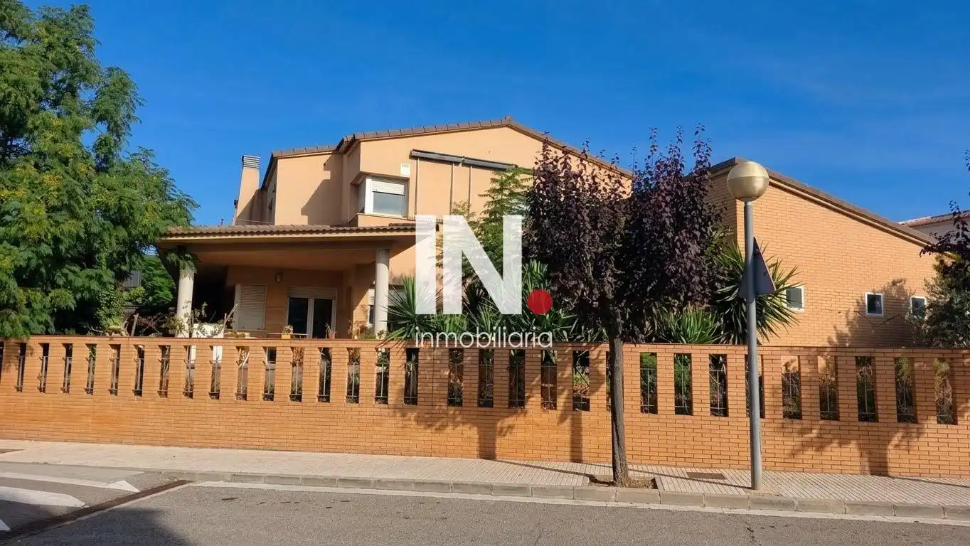 Adosado en venta en la Grallera