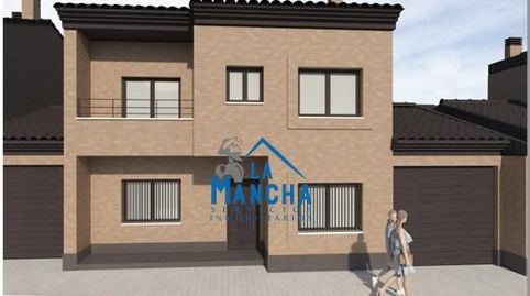 Foto 4 de Casa adosada en venta en La Gineta, Albacete