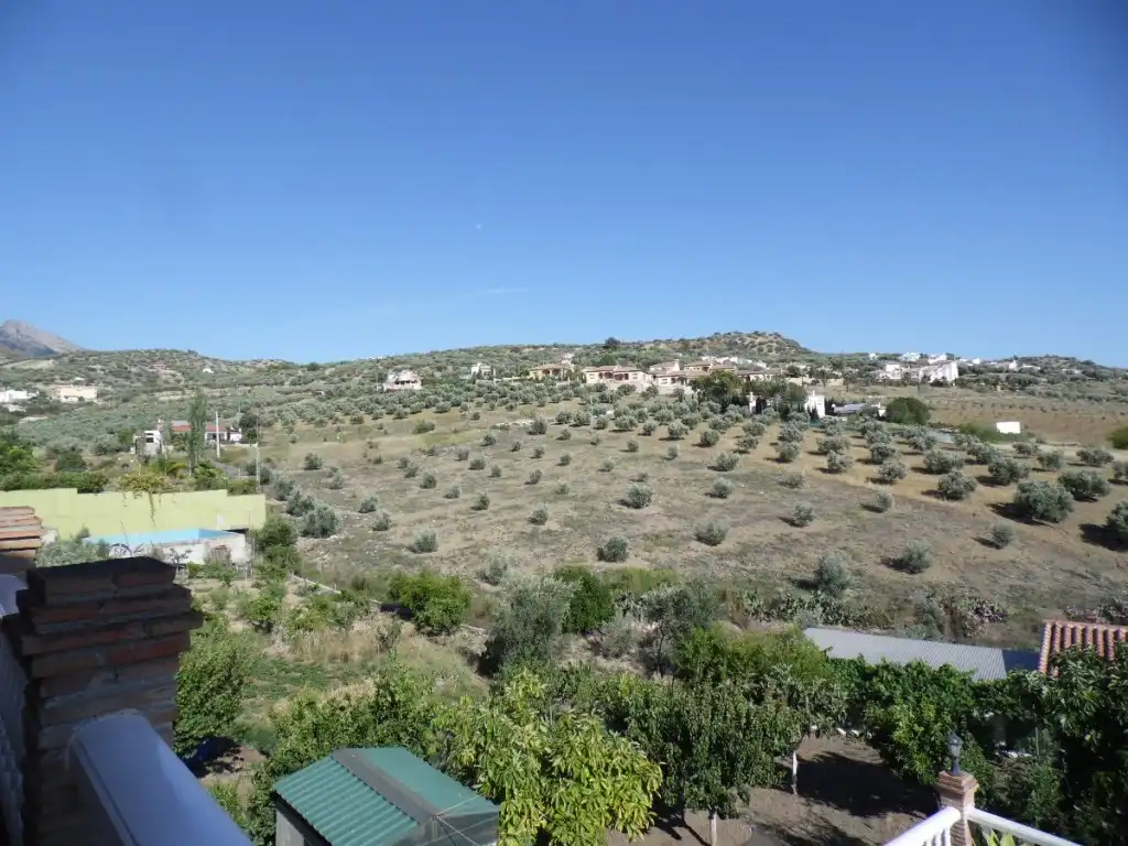 Chalet con piscina en venta en Alcaucín, imagen 6