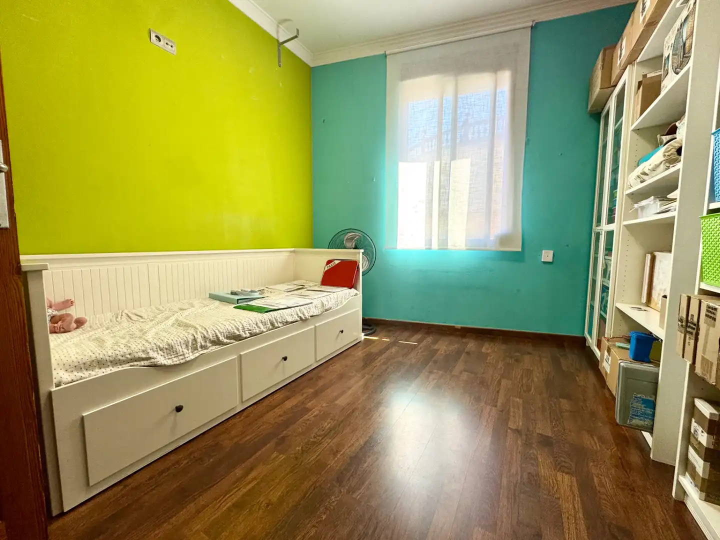 Bedroom of Flat for sale in Sueca  with Air Conditioner, Terrace and Storage room