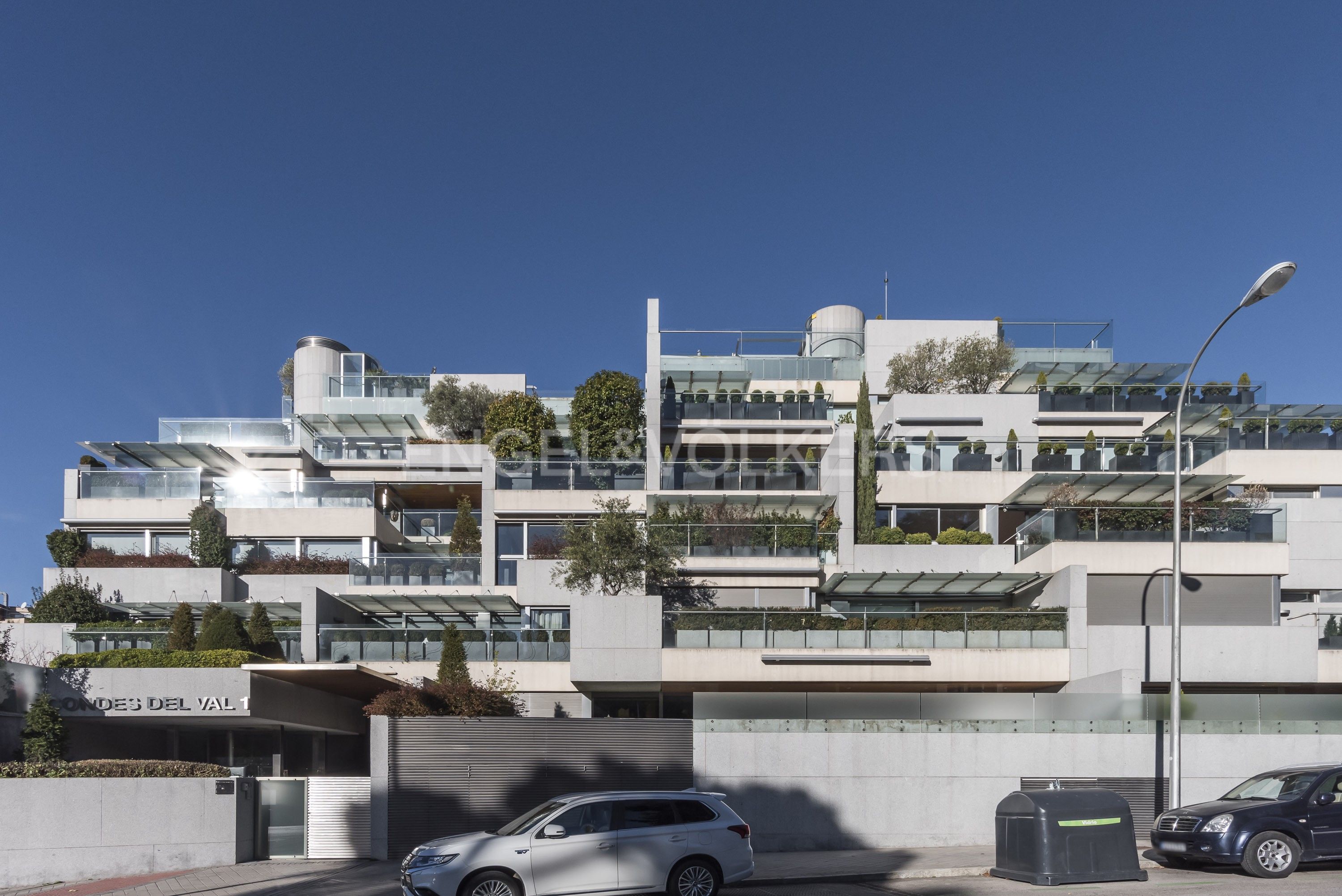 Exterior view of Apartment for sale in  Madrid Capital  with Air Conditioner, Heating and Terrace