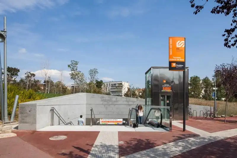Flat for sale in Terrassa  with Heating and Oven