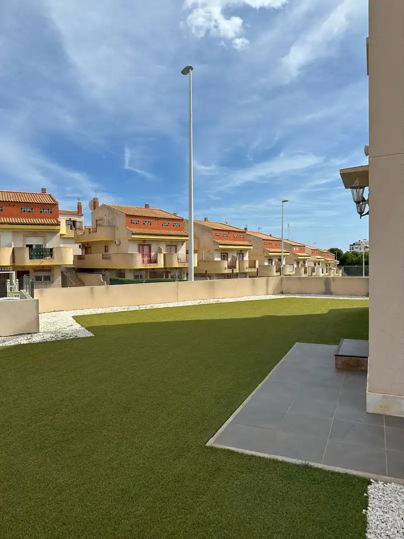 Bungalow con piscina en venta en Calle NARANJO-ZENIA II, imagen 32