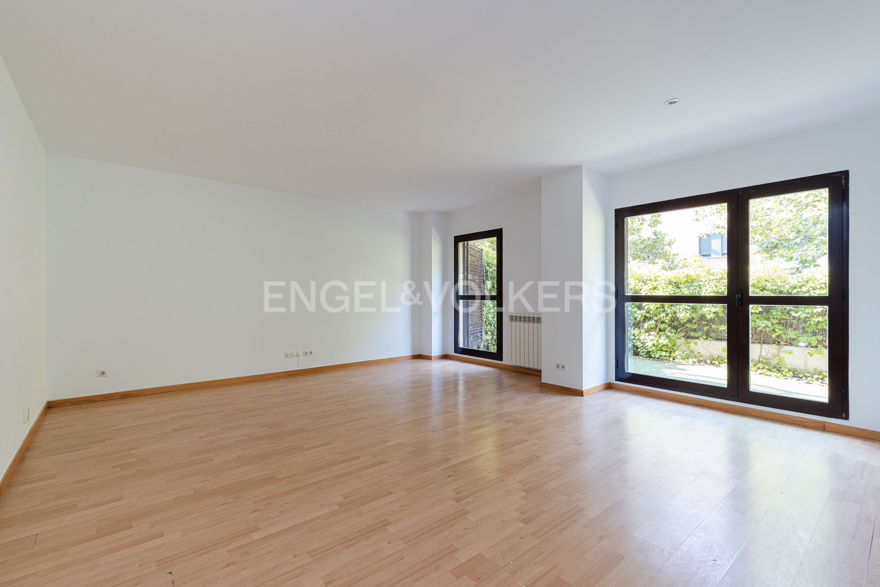 Living room of Apartment for sale in Las Rozas de Madrid  with Air Conditioner, Heating and Terrace