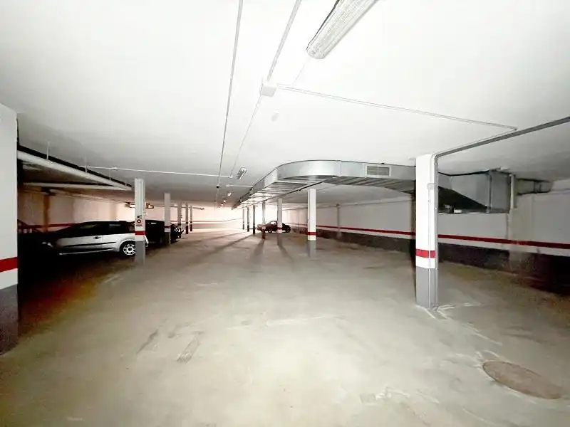 Industrial building for sale in Villares de la Reina, imagen 17