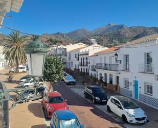 Vista exterior de Casa o xalet en venda en Nerja amb Aire condicionat i Terrassa