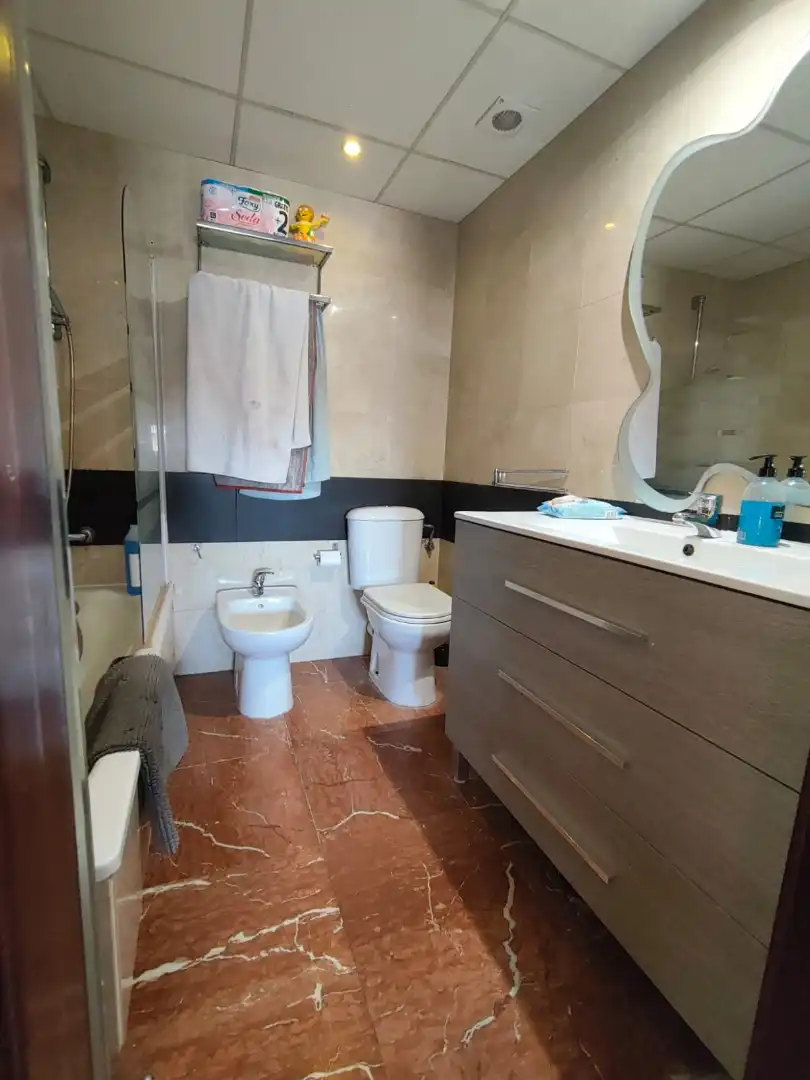 Piso en venta en Calle Arenisca, Santa Cristina - San Rafael